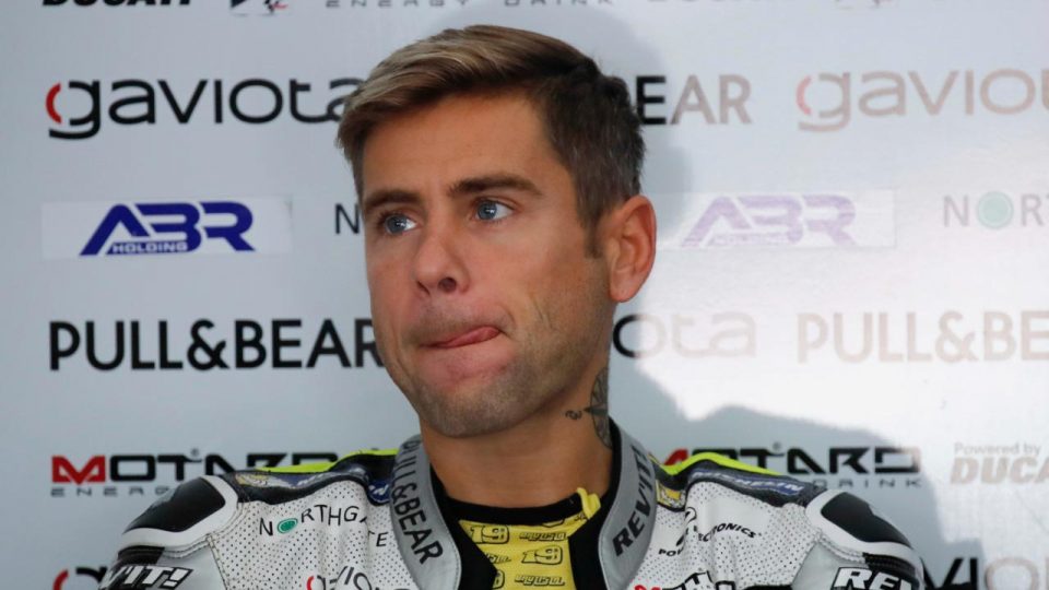 İspanyol motosikletçi Alvaro Bautista sakatlandı